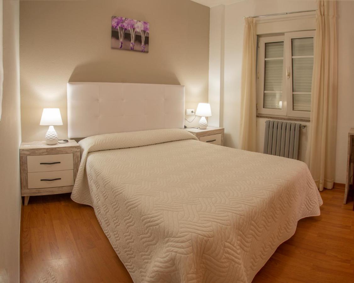 Hotel A Muradana Muros Buitenkant foto